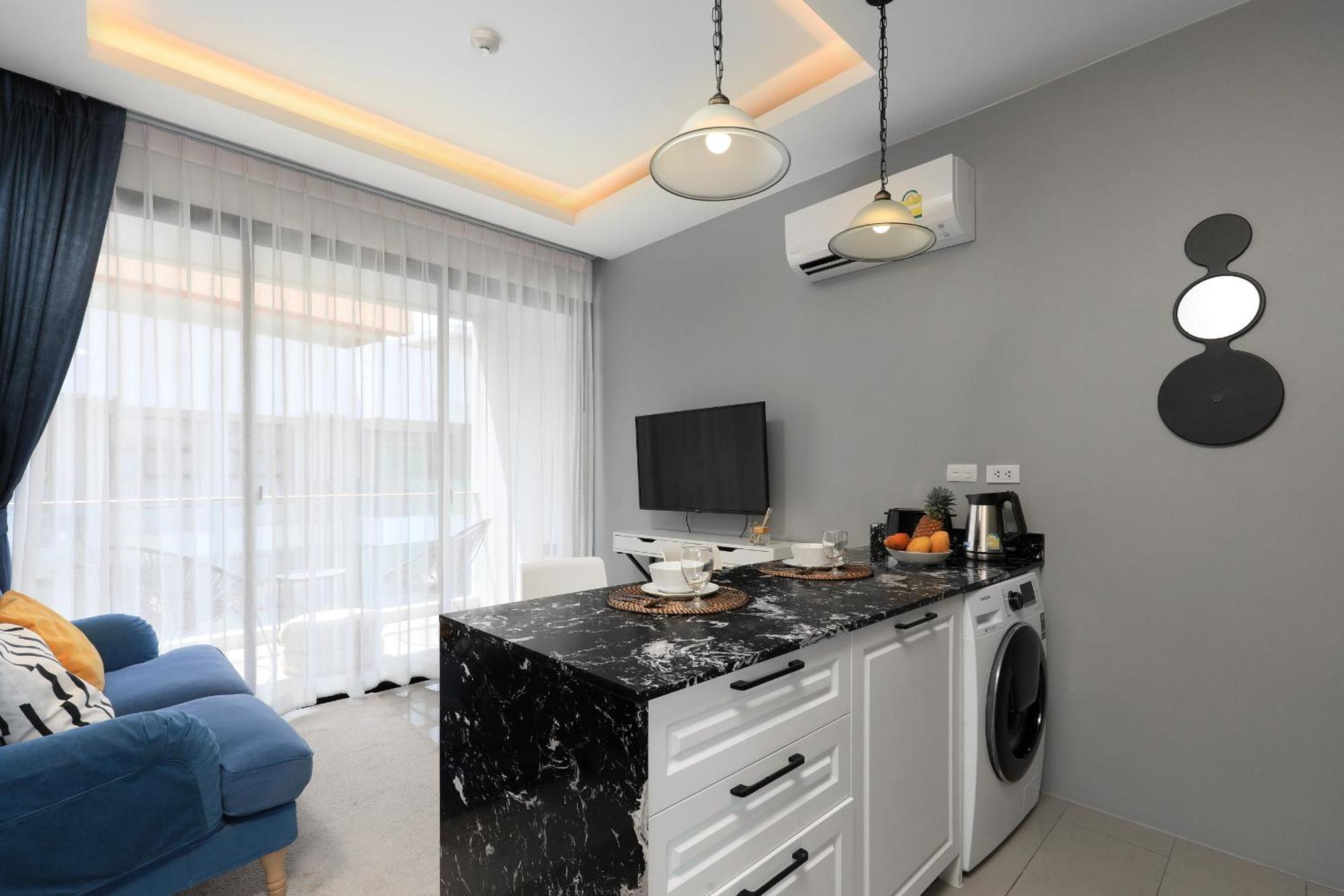 The Sea View Room In Palmyrah Surin By Holy Cow Exteriér fotografie